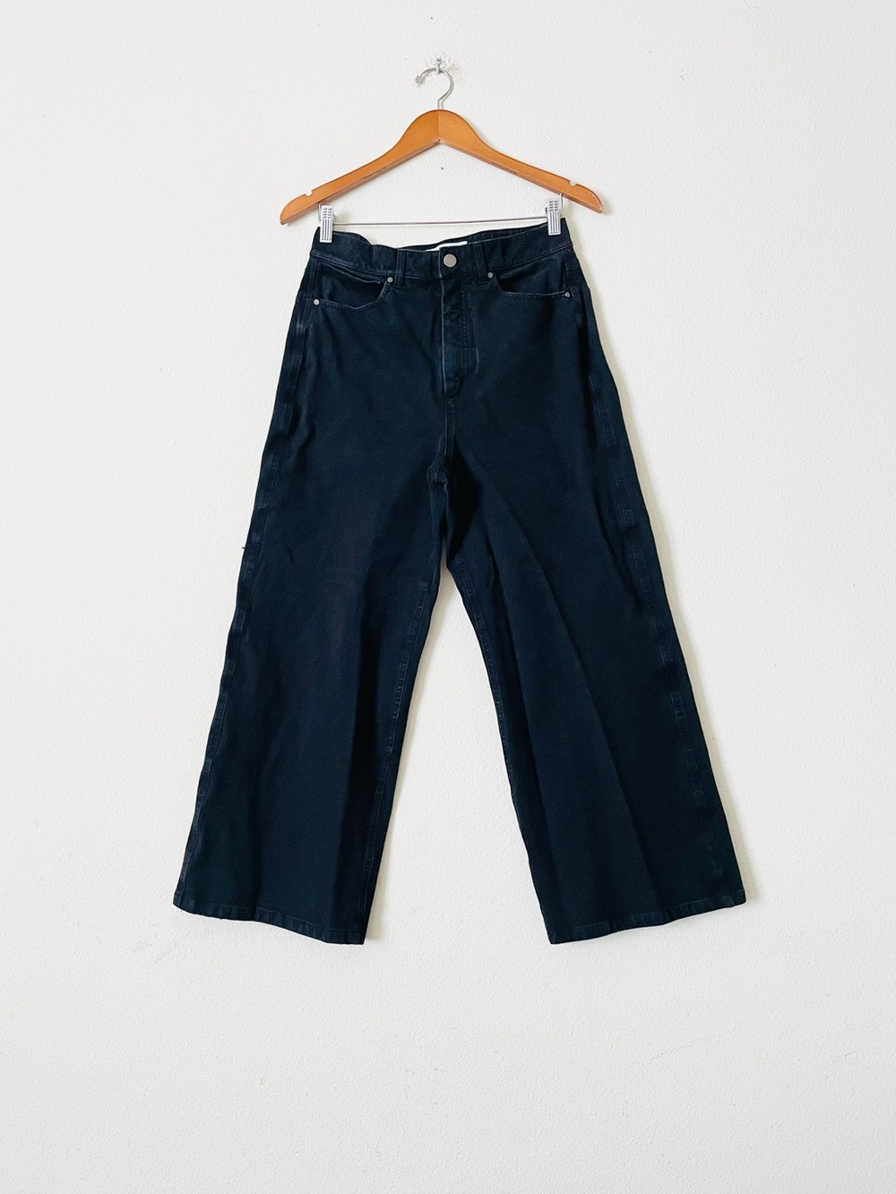 MM Lafleur SIZE 8 wide leg high rise cropped length jeans in washed black